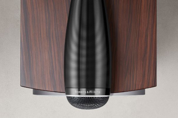 Der brillant abgestimmte «Carbon Dome»-Hochtöner der 703 S3 von Bowers & Wilkins profitierte enorm von der kultivierten audiophilen Gangart des Rega Elex MK4.