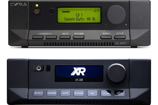 Generationenvergleich: Die Abmessungen sind die gleichen wie beim 8.2 DC. Der i9 XR besitzt jedoch Sensor-Tasten und ein LC-Display mit weissen Zeichen auf dunklem Hintergrund.