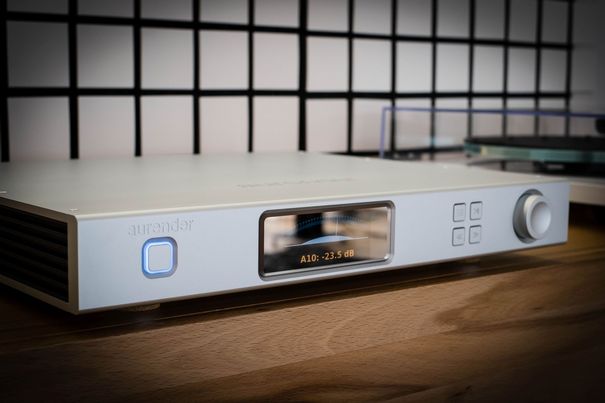 Der Netzwerk-Musikserver Aurender A10 kann mit einer Festplatte von bis zu 5 Terabyte bestückt werden. 