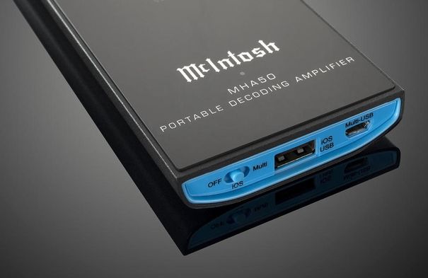 Der MHA50 hat separate Anschlüsse für iOS-Geräte und USB-Audio.