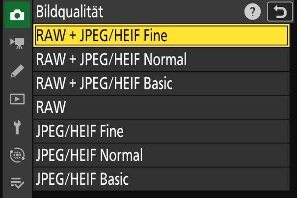 Glorreiche Sieben: Die Nikon Z50II bietet im RAW- und JPEG/HEIF-Format verschiedene Bildqualitätsstufen an.