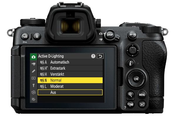 Drehen oder Tippen: Die Nikon Z6 III lässt sich über Direkttasten und Einstellrädchen oder den Touchscreen bedienen.